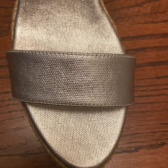 Stuart Weitzman Floria Platform Espadrille Wedge Sandal Silver size 39 (8.5) - Picture 5 of 12